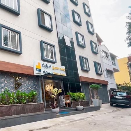 Myspace Triton Suites Bangalore Exteriör bild